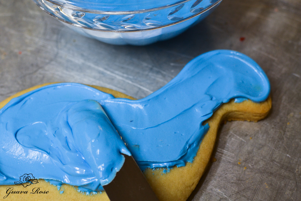 Frostine Blue dinosaur cookie