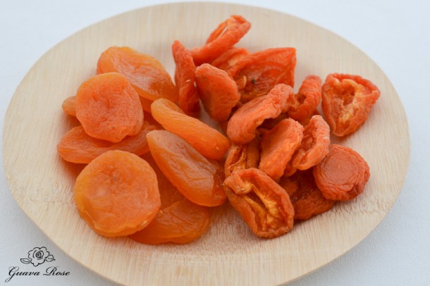 Dried Turkish and California apricots