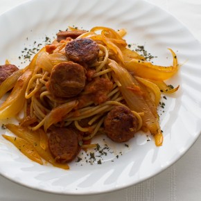 Whole Wheat Pasta with Portuguese Sausage, Sweet Onions and Lucini Tomato Gorgonzola Sauce