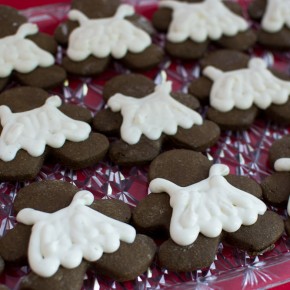 Sweet Potato Gingerbread Girls with Vanilla Bean Linen Aprons