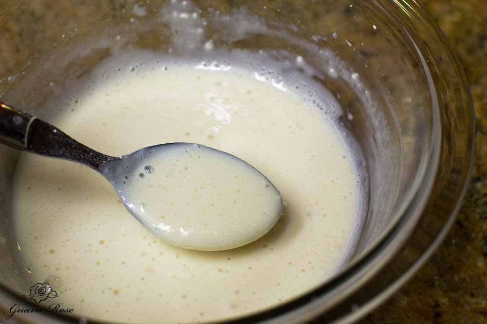 Vanilla milk glaze for chewy chai cookies