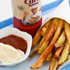 Baked Pomme Frites with Curry Ketchup