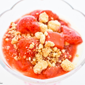 Strawberry Rhubarb Piece of Pie Parfait